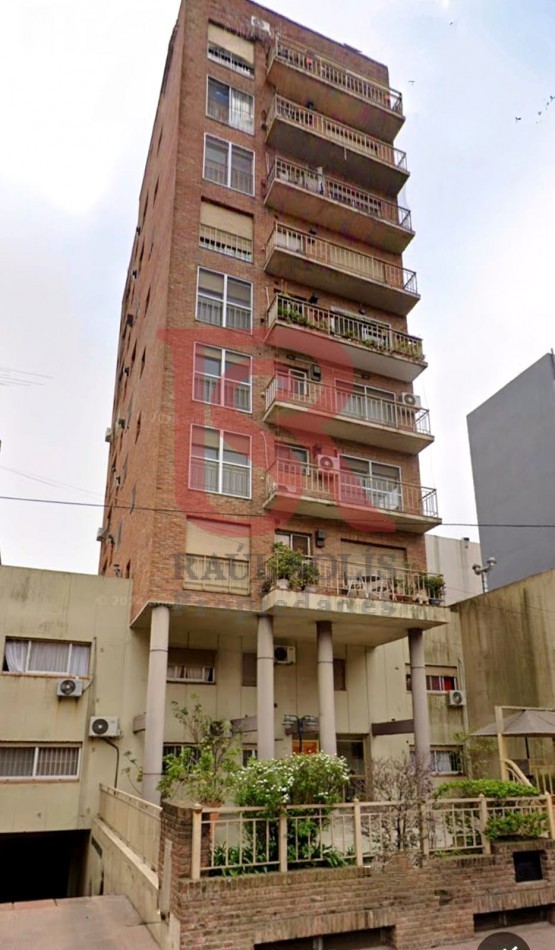 DN - Oficina/Monoambiente con division en alquiler!!