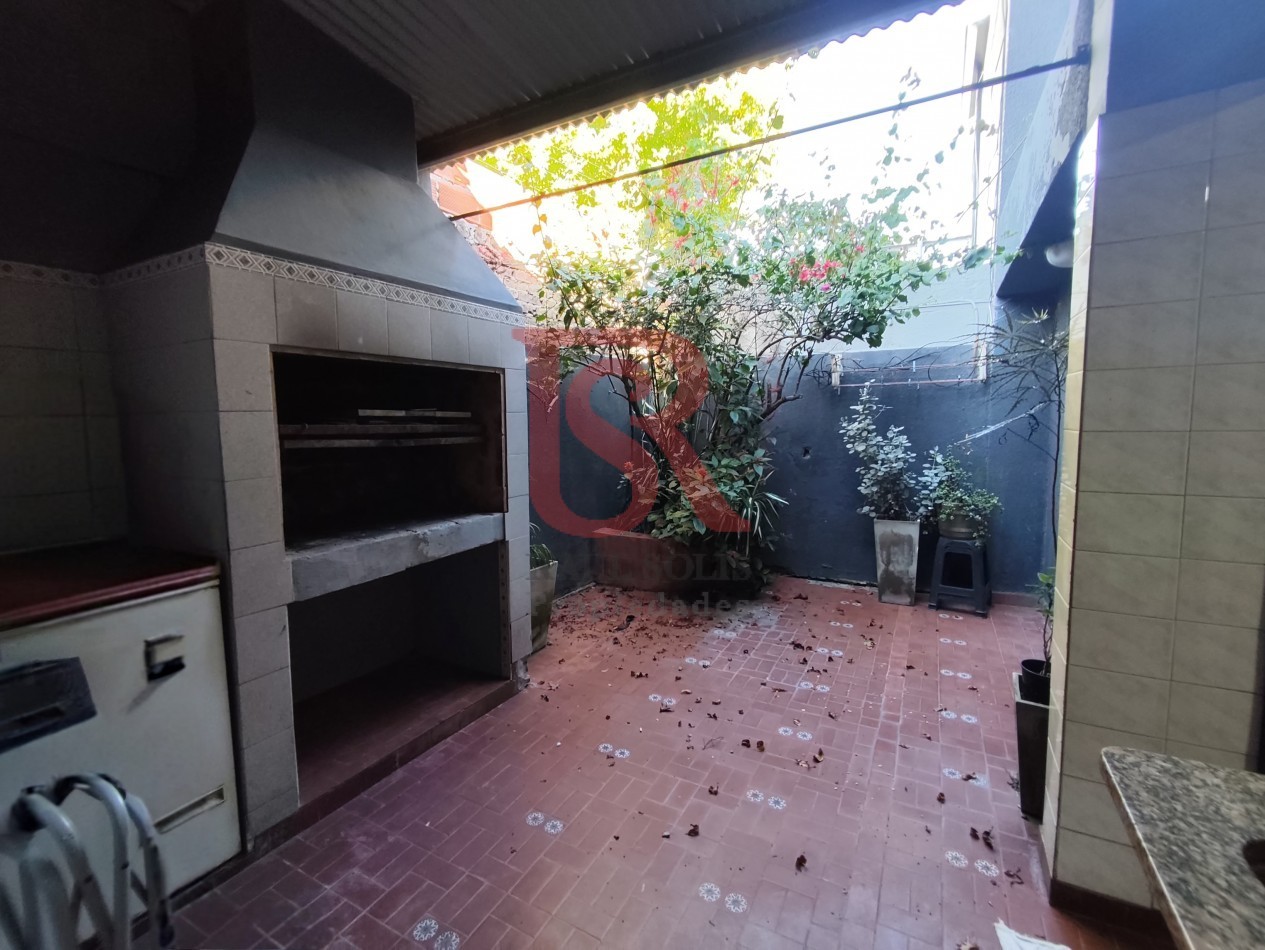 DN - Casa en alquiler 4amb con cochera