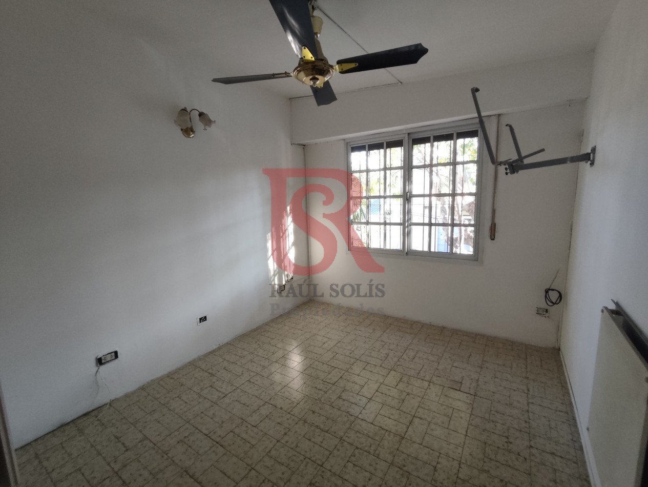 DN - Casa en alquiler 4amb con cochera