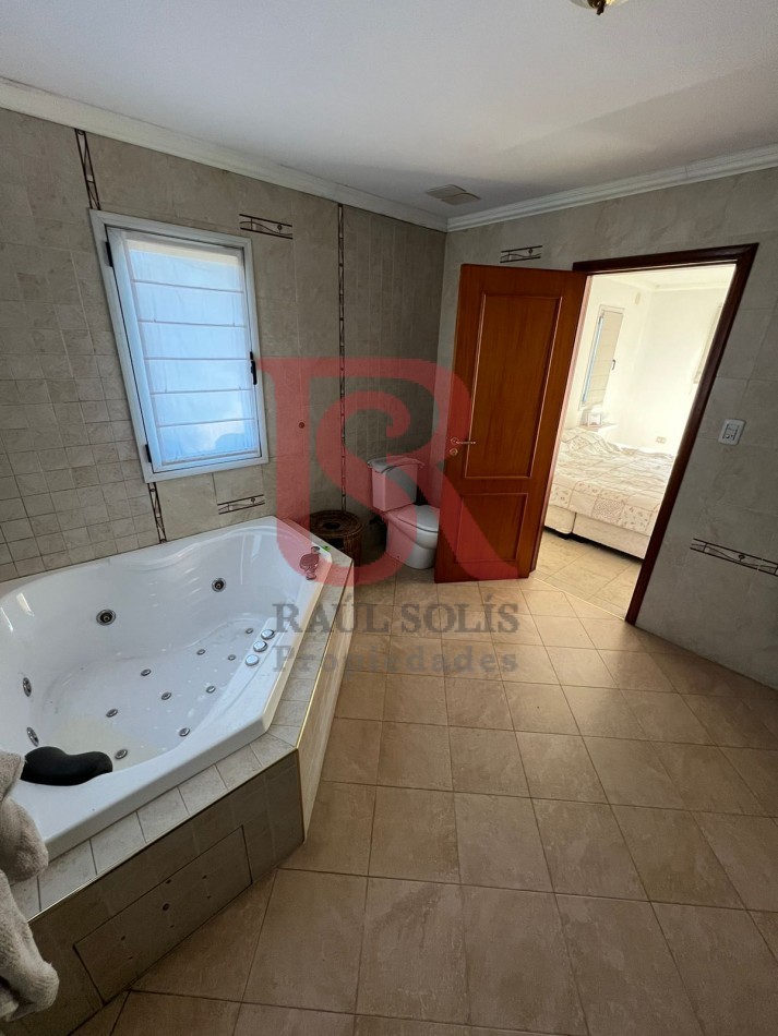 DN - Hermosa casa en venta en Barrio ´El Carmencito¨, Guillermo Hudson Alquiler/Venta
