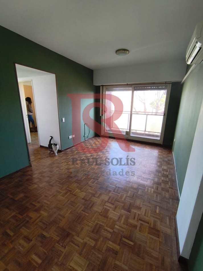 LG- Departamento 2 ambientes en Quilmes centro