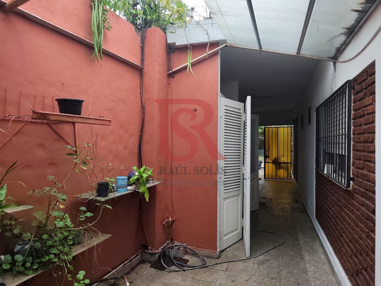 LP - VENTA! Hermosa casa 3 ambientes con escritorio, patio y horno de barro en Don Bosco