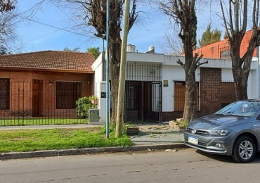 Venta casa sobre calle Gral Acha 