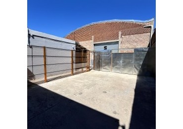 AJ VENTA 2 DEPOSITOS 900  m2 total  c/u Berazategui Juntos o separados
