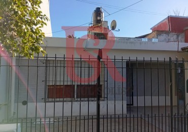 FV Casa 4 ambientes en Berazategui 