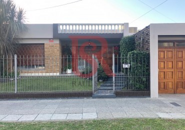 OPORTUNIDAD! Excelente Casa en Alquiler y Venta - Quilmes Oeste - 