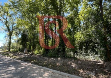 LP - VENTA! Lote en FINCAS DE HUDSON 700Mts. Financiacion o permuta. 