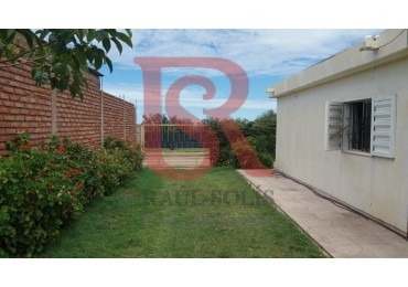 MS-:Venta ¡Tu Nuevo Hogar en Ciudad de la Punta!  Encantadora casa de dos habitaciones con vistas impresionantes a las sierras.