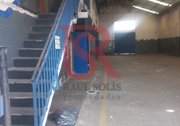 E.S.- Excelente Galpon en Alquiler