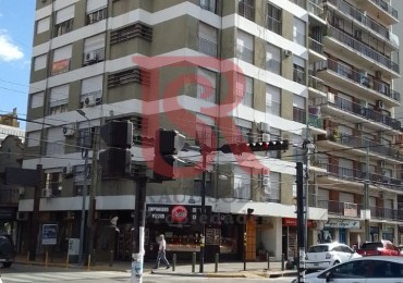 LG Alquiler Departamento de 3 ambientes, en excelente ubicacion. Boedo 510 Lomas de Zamora